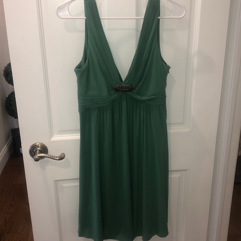 BCBG MAX AZRIA green dress size Medium